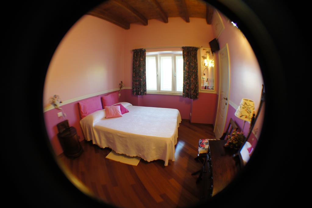 Bed And Breakfast Angolo Fiorito 치비타베키아 외부 사진
