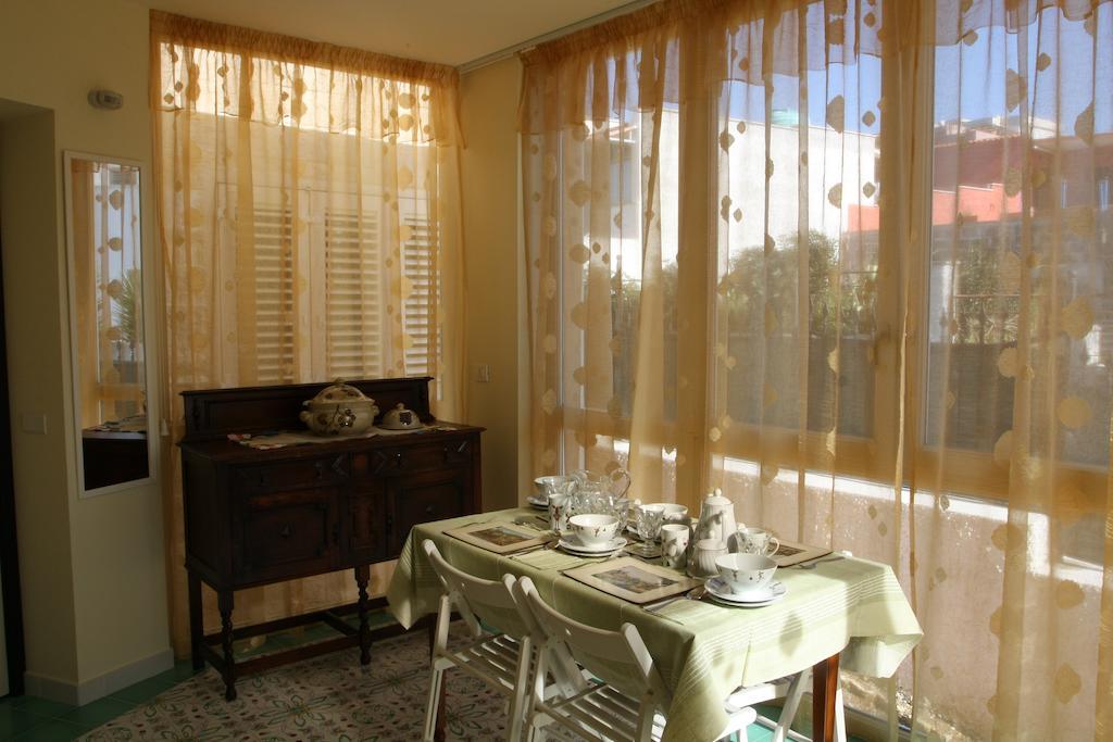 Bed And Breakfast Angolo Fiorito 치비타베키아 객실 사진